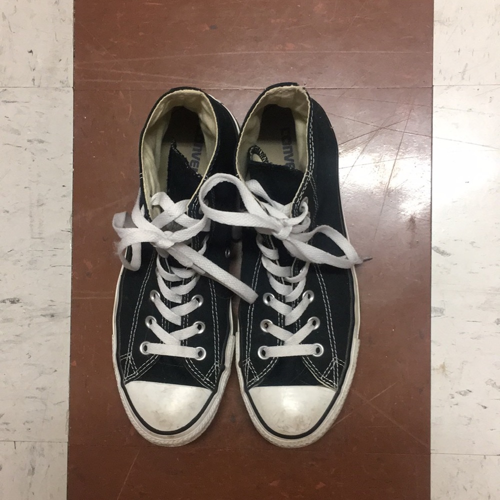 Black Converse